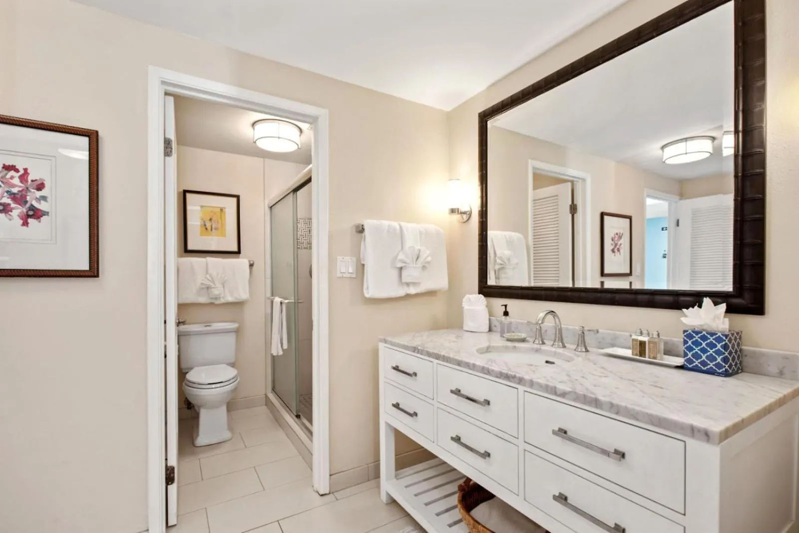 Apartment Kbm Resorts Free Car Napili Point Nap-C31 Ocean Front Spacious Beach Amenities Kapalua United States