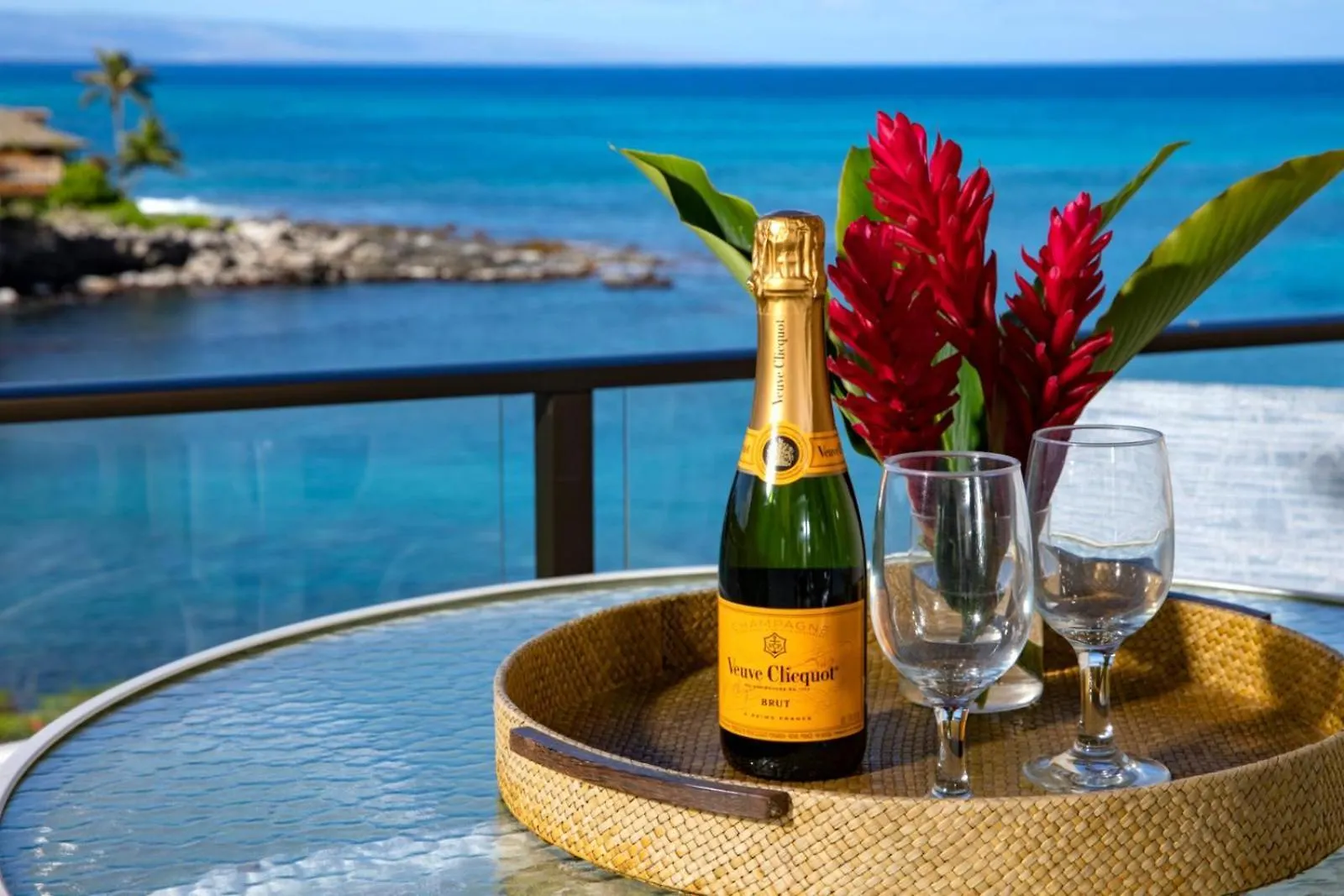 Apartment Kbm Resorts Free Car Napili Point Nap-C31 Ocean Front Spacious Beach Amenities Kapalua